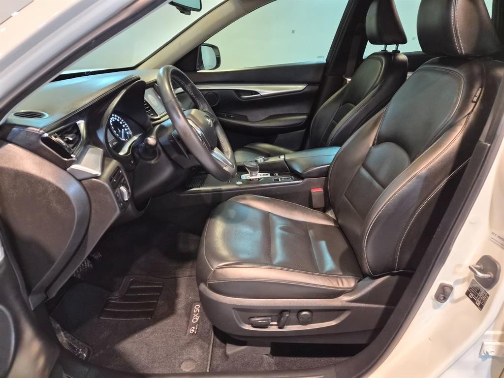 인피니티 QX QX50(P71A) 2.0 VC-T 에센셜 이미지 12