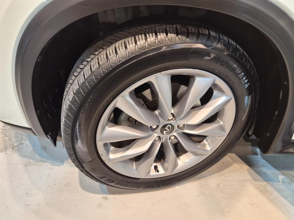 인피니티 QX QX50(P71A) 2.0 VC-T 에센셜 이미지 19