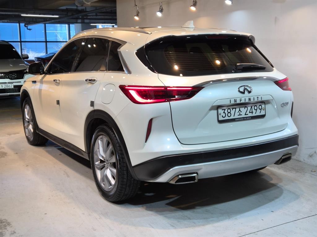 인피니티 QX QX50(P71A) 2.0 VC-T 에센셜 이미지 4