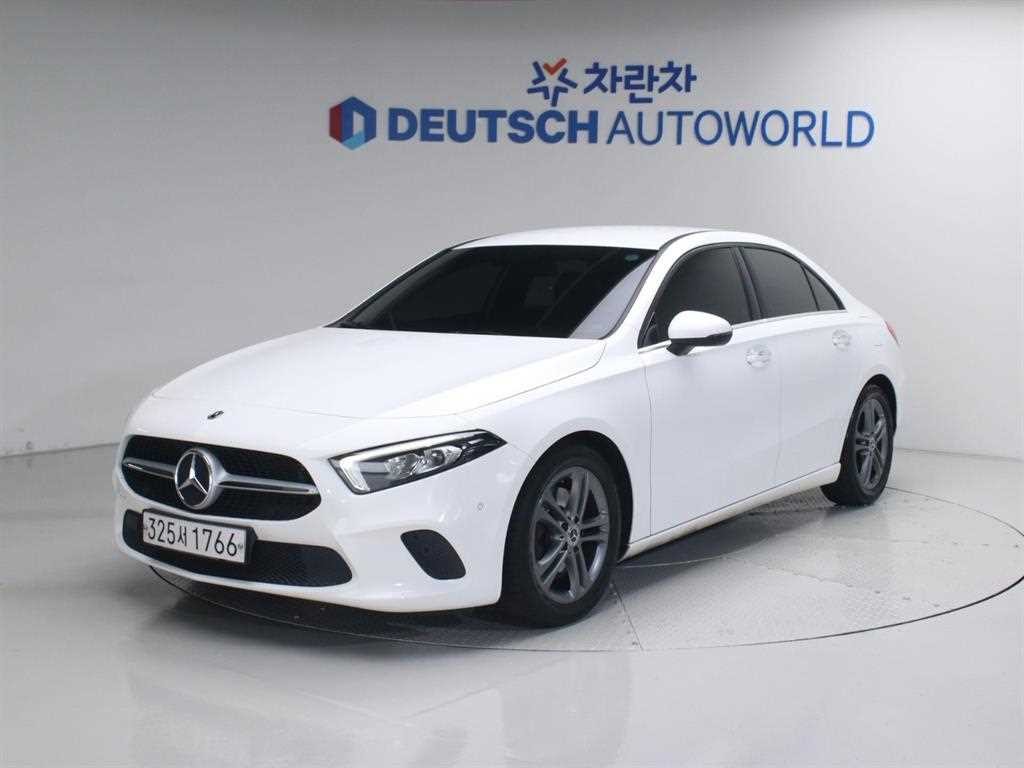 벤츠 A 클래스 A클래스 W177 A220 세단 이미지 1