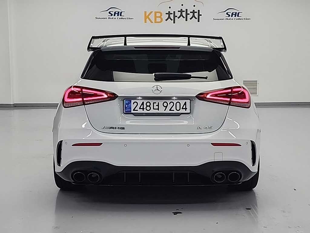 벤츠 A 클래스 A클래스 W177 AMG A45 4MATIC+ 해치백 이미지 4