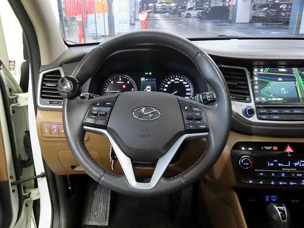 현대 투싼 올뉴투싼 디젤 2.0 2WD 프리미엄 이미지 8