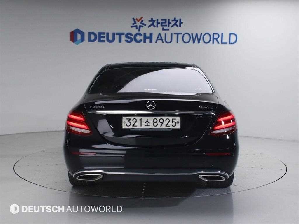 벤츠 E 클래스 E-클래스 W213 E450 4MATIC 익스클루시브 이미지 4