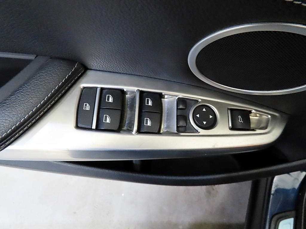 BMW X4 X4 (F26) xDrive 20d 이미지 13