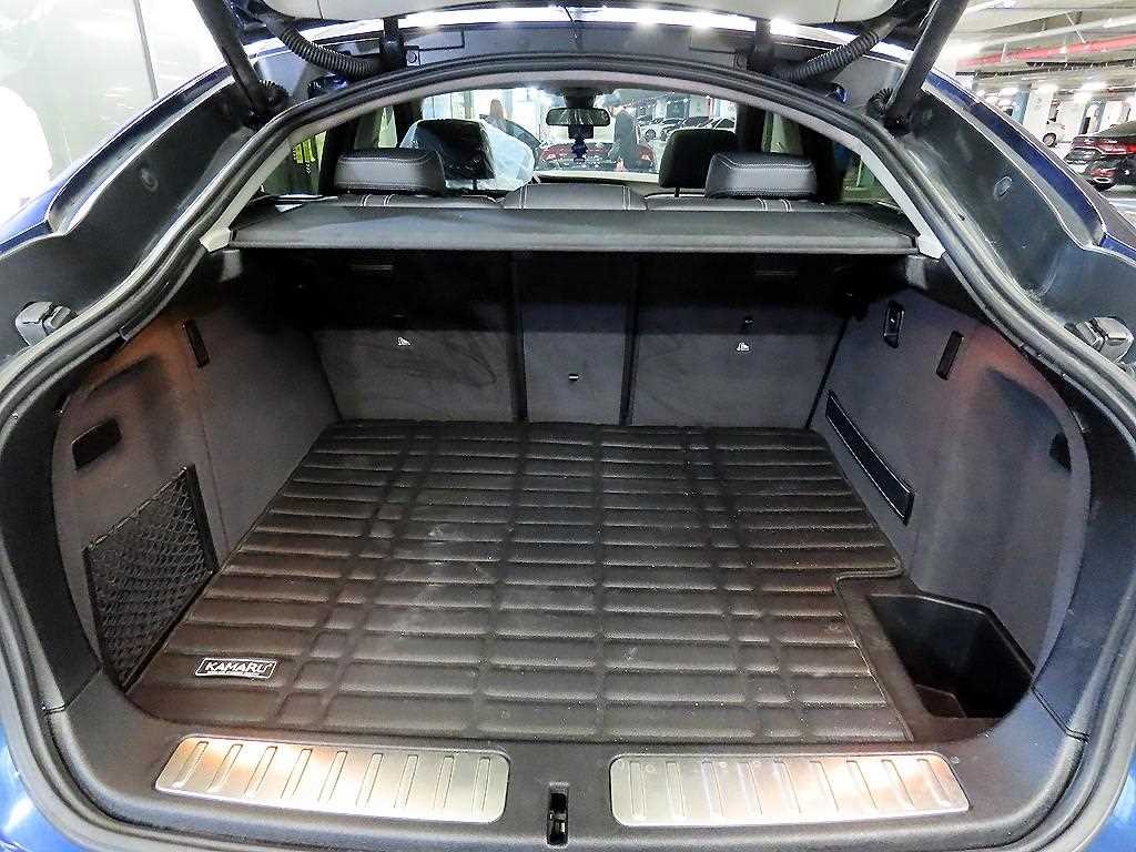 BMW X4 X4 (F26) xDrive 20d 이미지 17