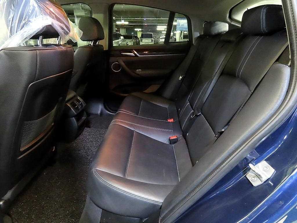 BMW X4 X4 (F26) xDrive 20d 이미지 7