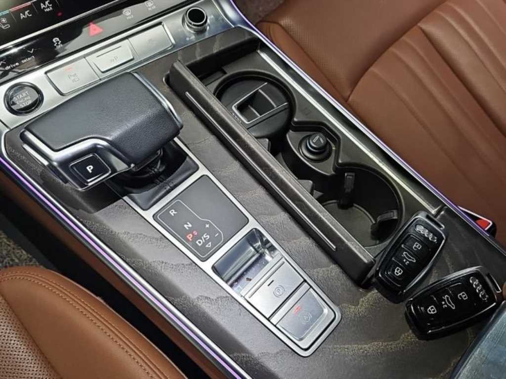 아우디 A6 A6 (C8) 45 TFSI 프리미엄 이미지 11