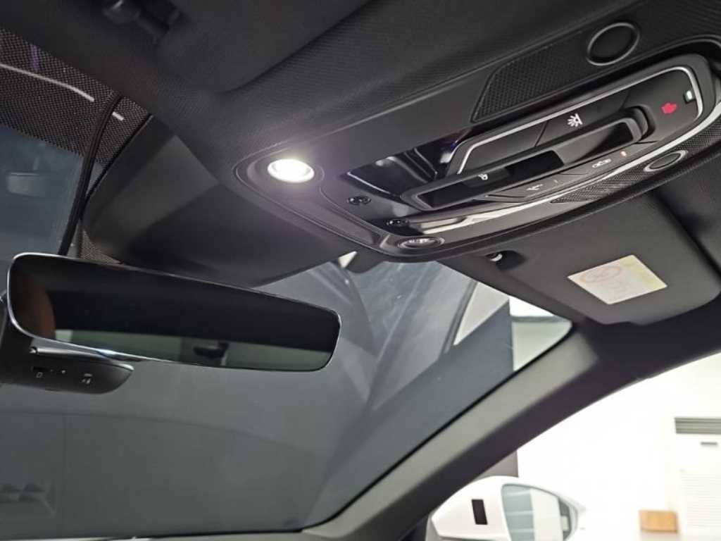 아우디 A6 A6 (C8) 45 TFSI 프리미엄 이미지 16