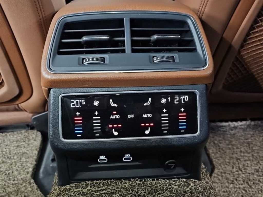 아우디 A6 A6 (C8) 45 TFSI 프리미엄 이미지 17