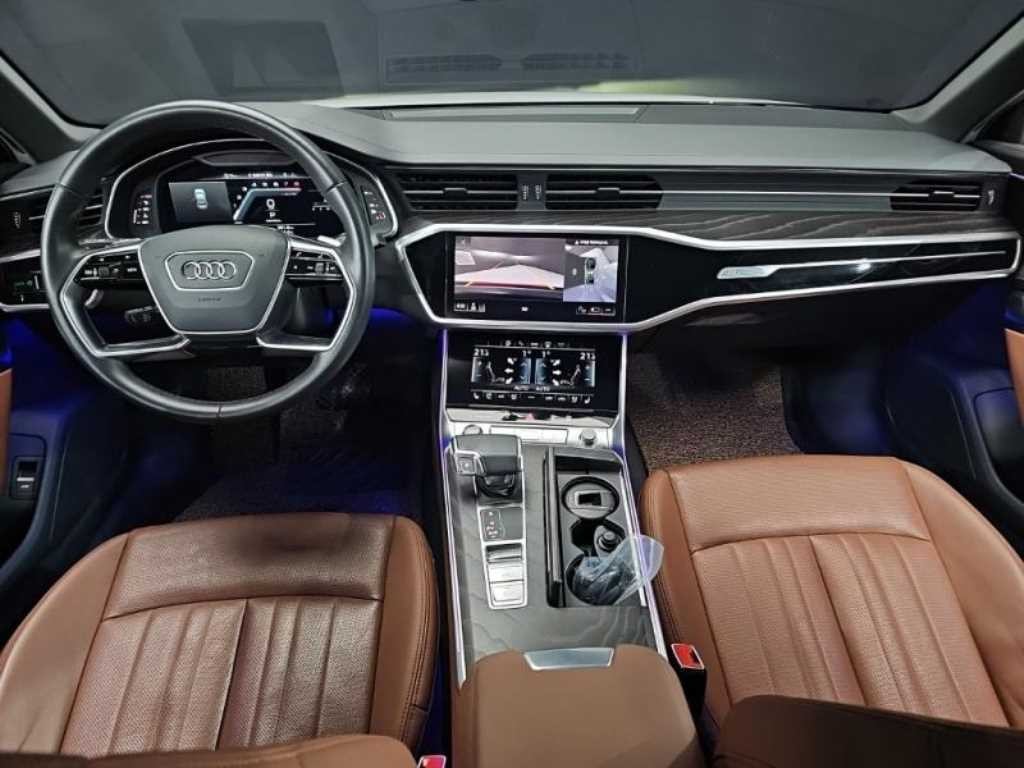 아우디 A6 A6 (C8) 45 TFSI 프리미엄 이미지 5