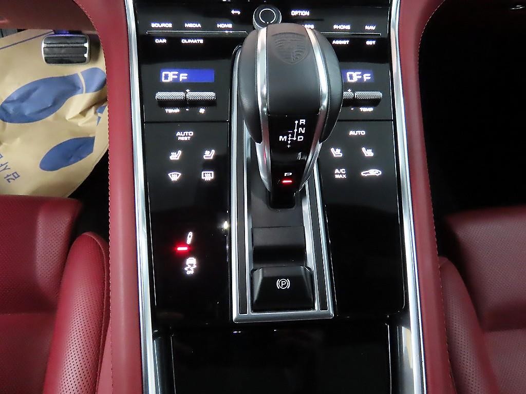 포르쉐 파나메라 파나메라(971) 4.0 GTS 이미지 10