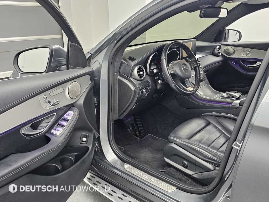 벤츠 GLC 클래스 GLC클래스 X253 GLC 220 d 4MATIC 프리미엄 쿠페 이미지 11