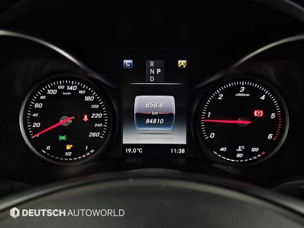 벤츠 GLC 클래스 GLC클래스 X253 GLC 220 d 4MATIC 프리미엄 쿠페 이미지 8