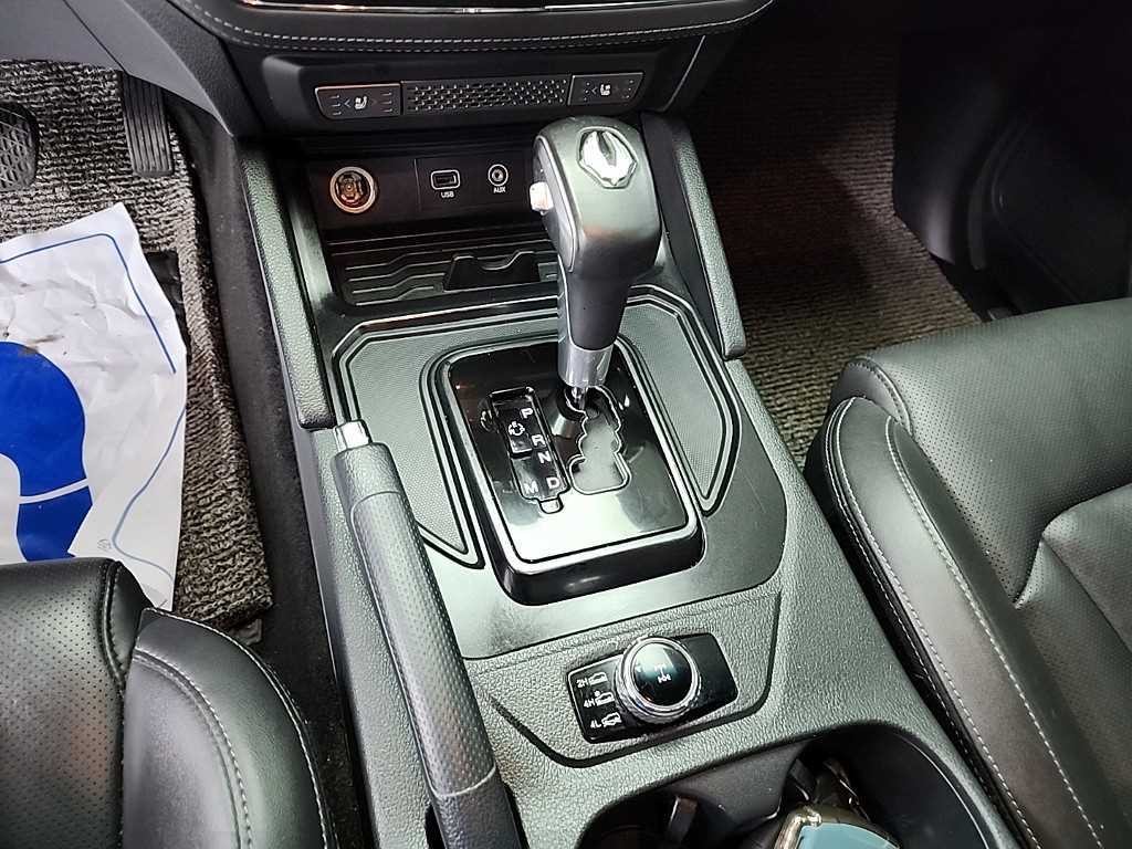KG모빌리티(쌍용) 렉스턴 렉스턴 스포츠 칸 디젤 2.2 4WD 파워리프 노블레스 이미지 8