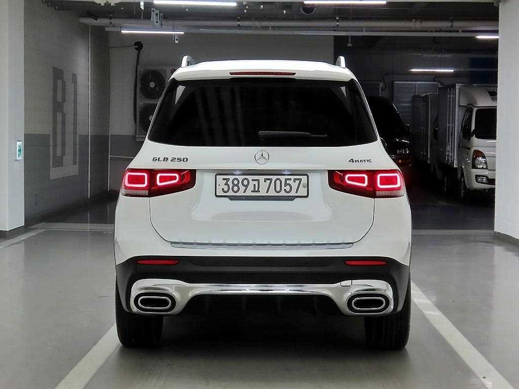 벤츠 GLB 클래스 GLB클래스 X247 GLB 250 4MATIC 이미지 3