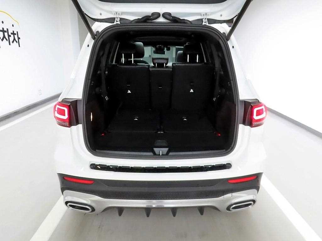 벤츠 GLB 클래스 GLB클래스 X247 GLB 250 4MATIC 이미지 5