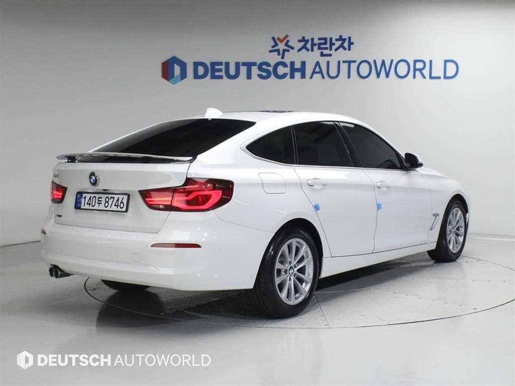 BMW 그란투리스모 3시리즈 GT (F34) GT 320D xDrive 프리미엄 이미지 2