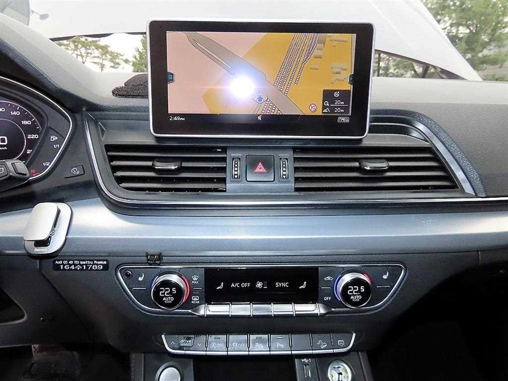 아우디 Q5 Q5 (FY) 40 TDI 콰트로 프리미엄 이미지 13