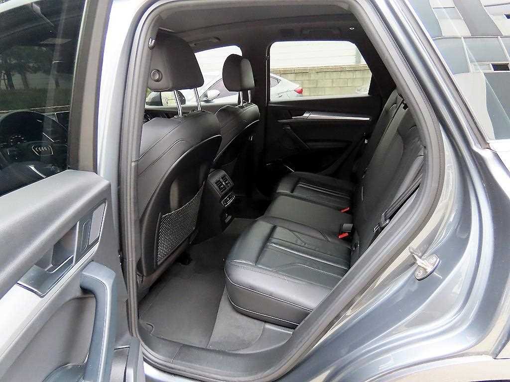 아우디 Q5 Q5 (FY) 40 TDI 콰트로 프리미엄 이미지 6