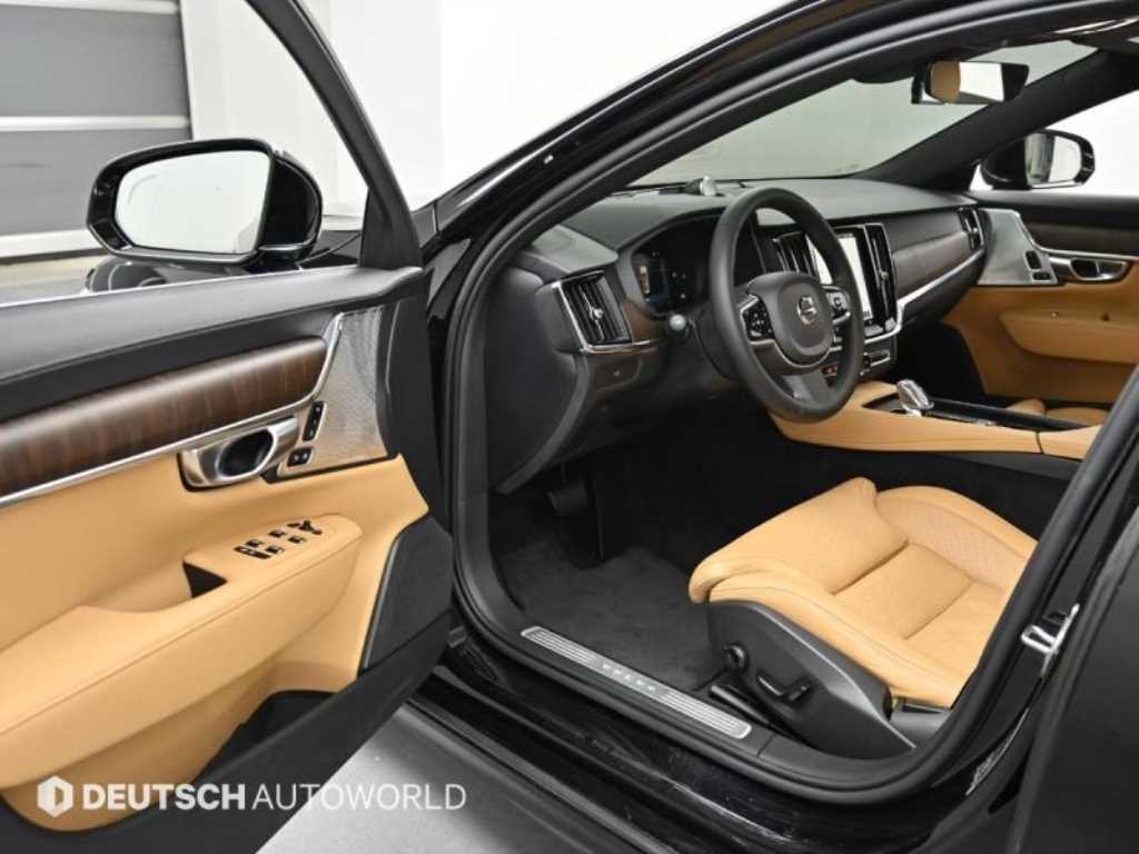 볼보 S90 B6 AWD 인스크립션 이미지 11