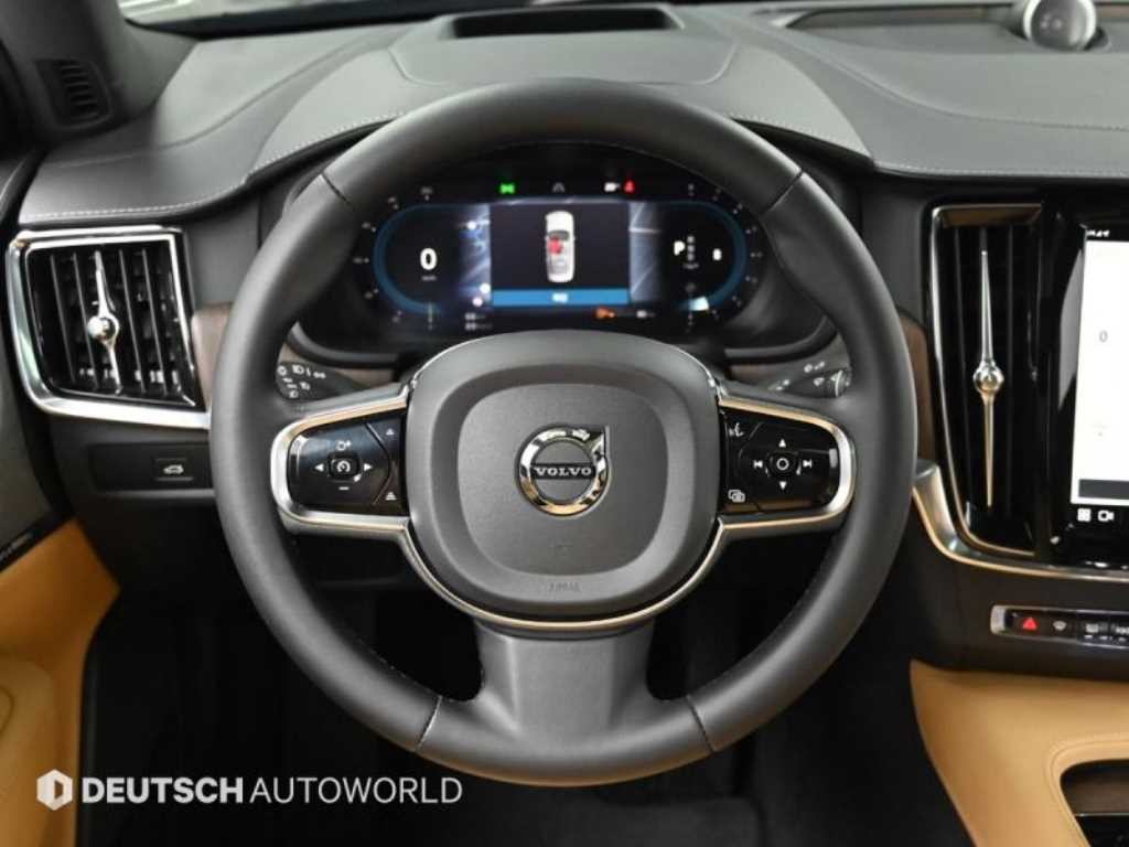 볼보 S90 B6 AWD 인스크립션 이미지 13