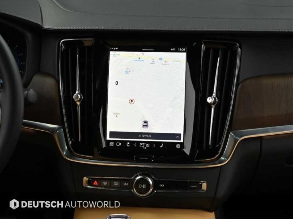 볼보 S90 B6 AWD 인스크립션 이미지 14
