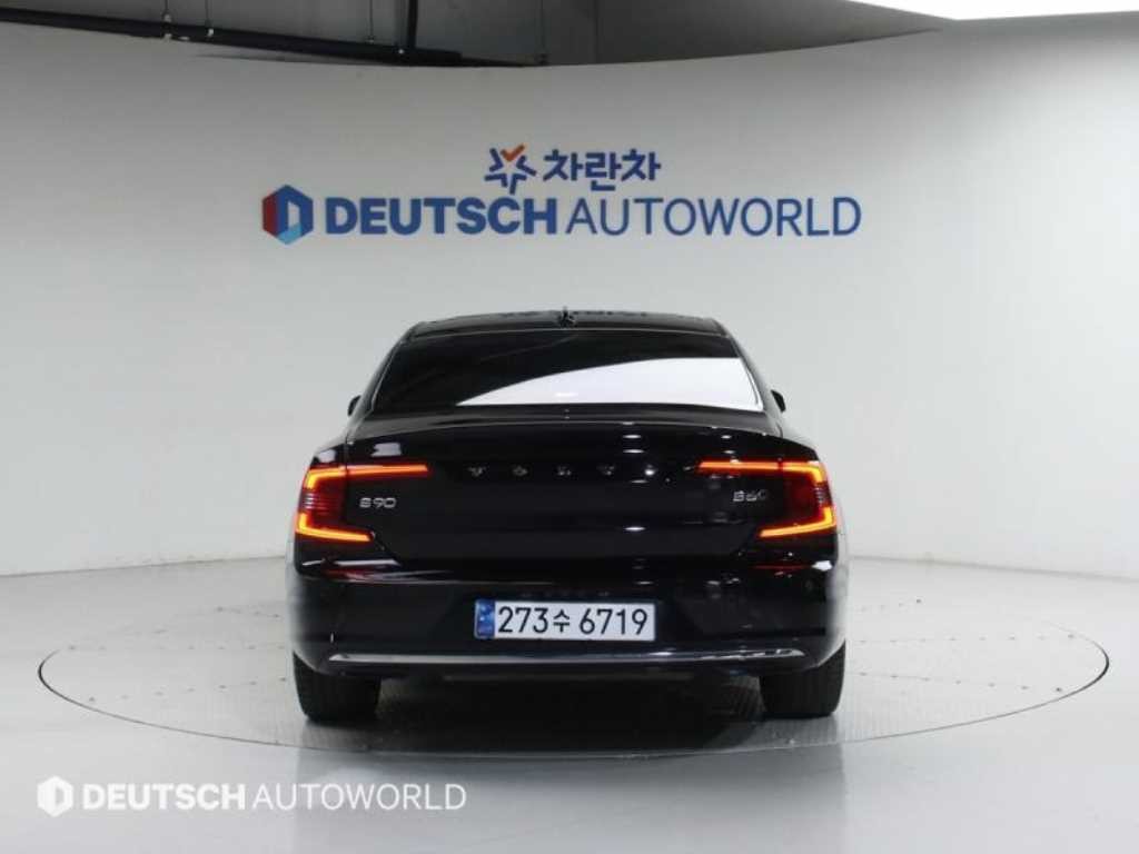 볼보 S90 B6 AWD 인스크립션 이미지 4