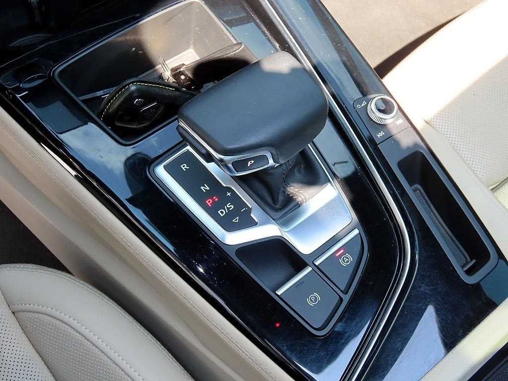 아우디 A5 A5 (F5) 45 TFSI 콰트로 프리미엄 쿠페 이미지 11