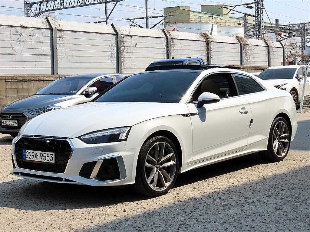 아우디 A5 A5 (F5) 45 TFSI 콰트로 프리미엄 쿠페 이미지 2