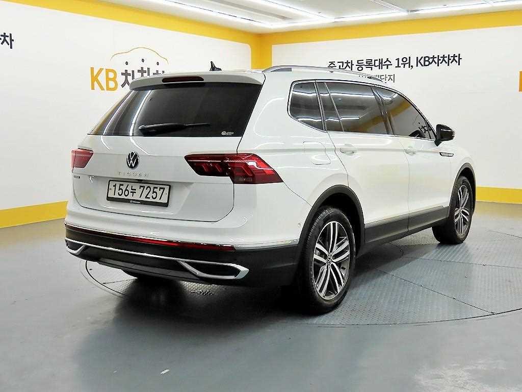 폭스바겐 티구안 티구안 올스페이스 2.0 TSI 프레스티지 이미지 4