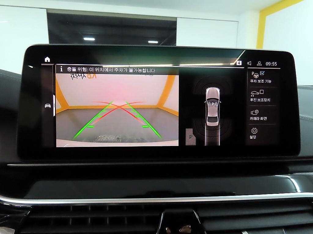 BMW 5시리즈 5시리즈 (G30) 530e M 스포츠 이미지 15