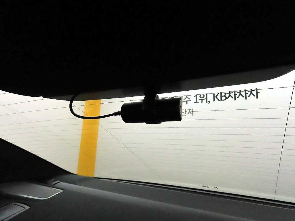 BMW 5시리즈 5시리즈 (G30) 530e M 스포츠 이미지 17