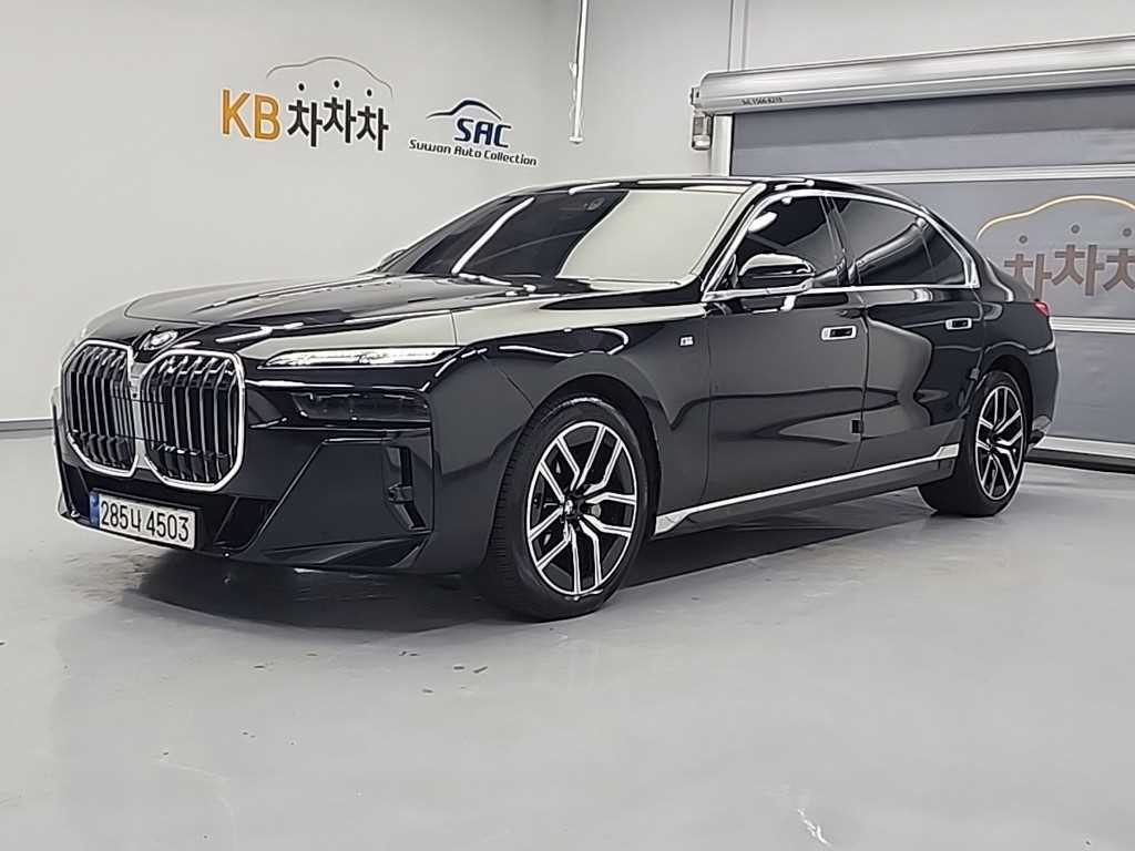 BMW 7시리즈 7시리즈 (G70) 740d xDrive M 스포츠 이미지 1