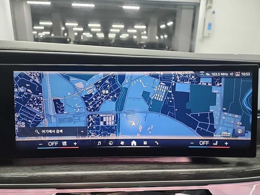 BMW 7시리즈 7시리즈 (G70) 740d xDrive M 스포츠 이미지 16