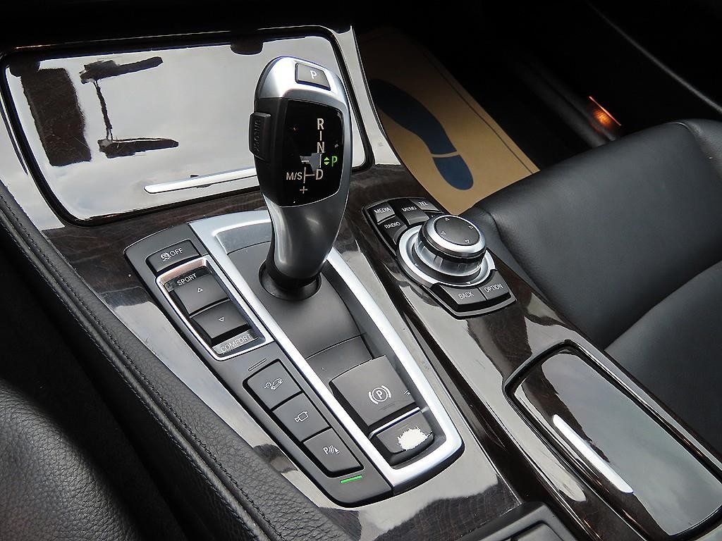 BMW 5시리즈 5시리즈 (F10) 528i xDrive 이미지 11