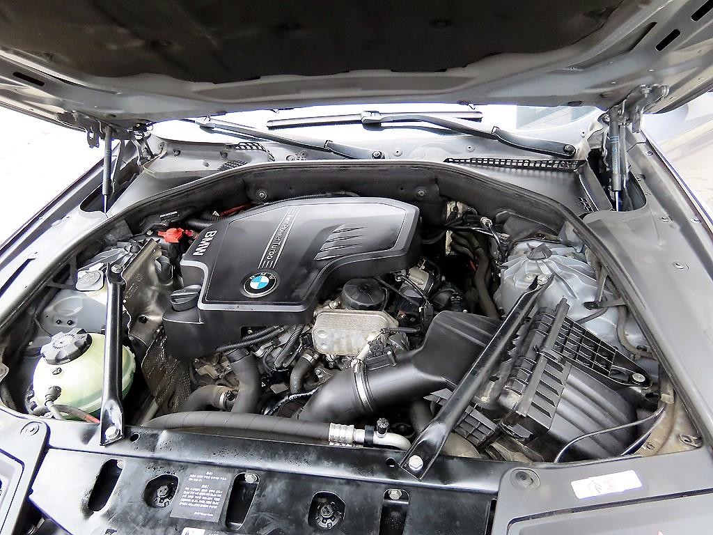 BMW 5시리즈 5시리즈 (F10) 528i xDrive 이미지 19