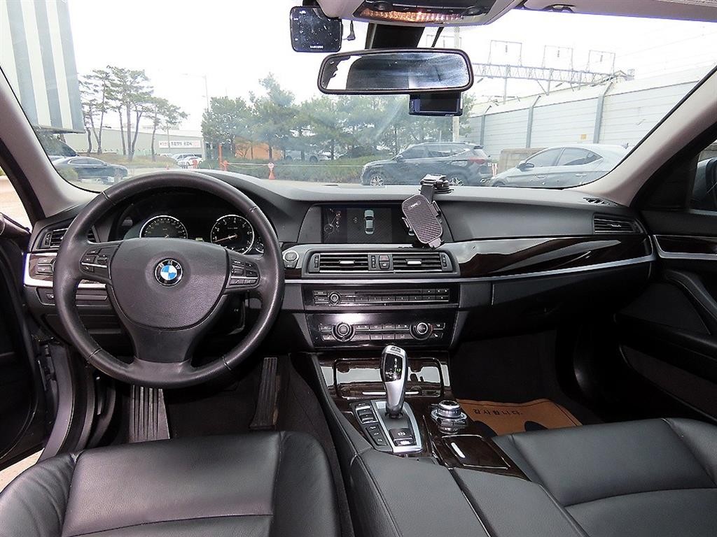 BMW 5시리즈 5시리즈 (F10) 528i xDrive 이미지 7