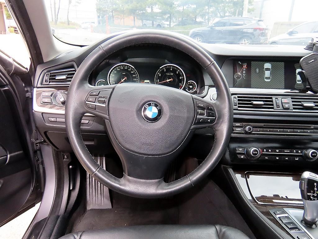 BMW 5시리즈 5시리즈 (F10) 528i xDrive 이미지 8