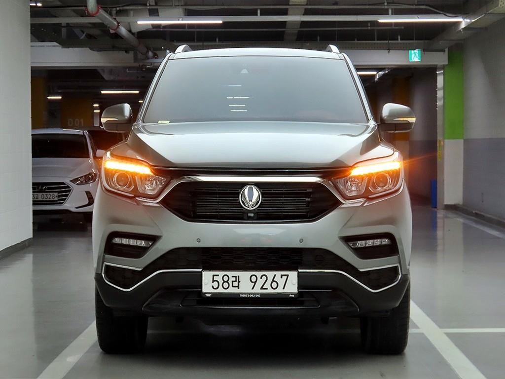 KG모빌리티(쌍용) 렉스턴 G4렉스턴 디젤 2.2 4WD 마제스티 이미지 1