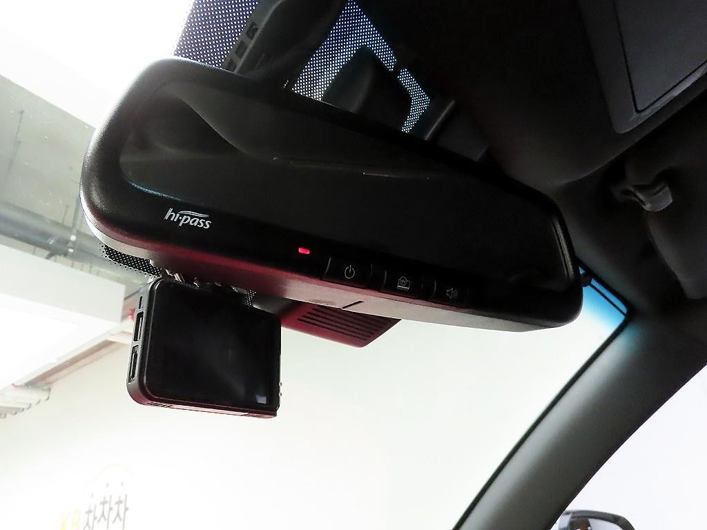 KG모빌리티(쌍용) 렉스턴 G4렉스턴 디젤 2.2 4WD 마제스티 이미지 17