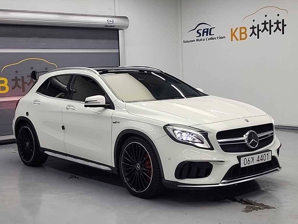 벤츠 GLA 클래스 GLA클래스 X156 GLA45 AMG 4MATIC 이미지 2