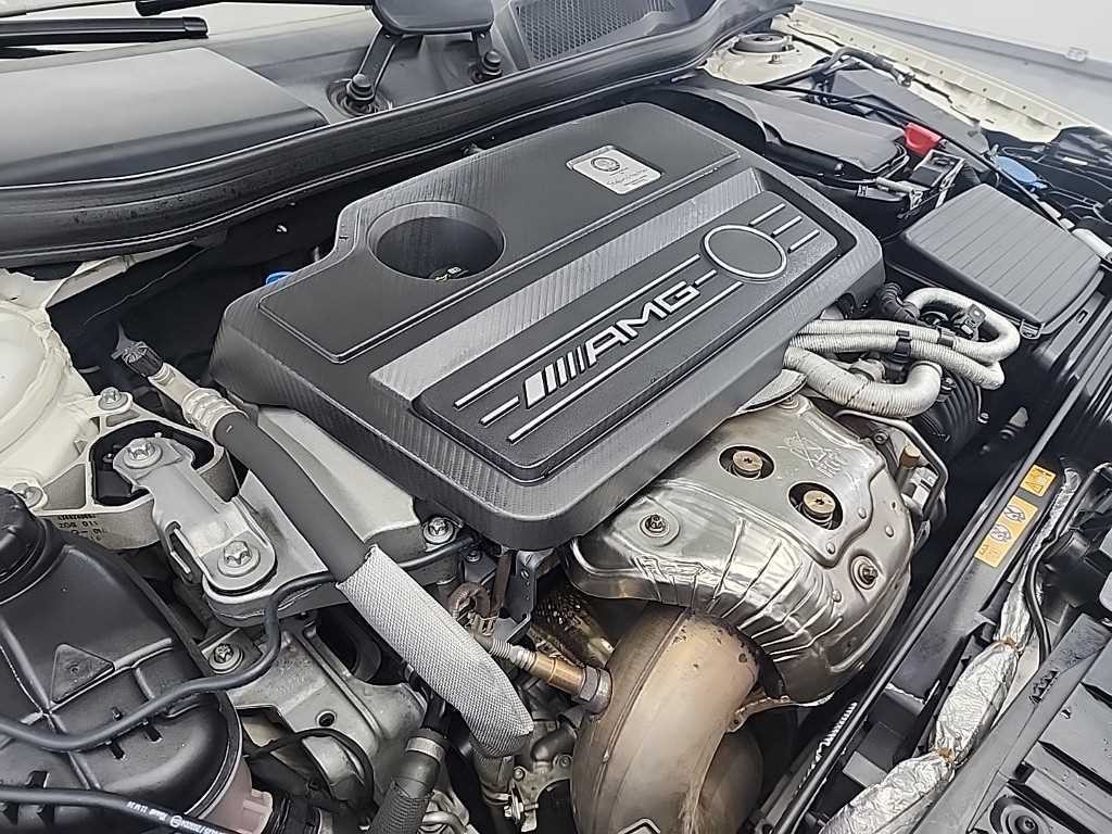 벤츠 GLA 클래스 GLA클래스 X156 GLA45 AMG 4MATIC 이미지 6