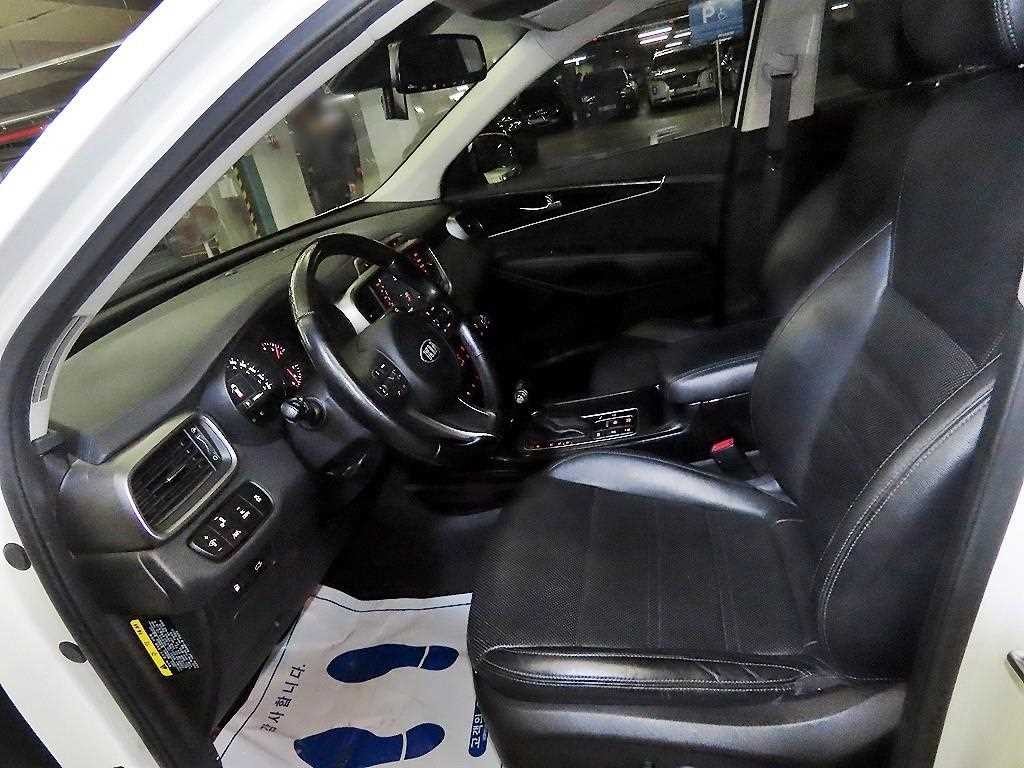 기아 쏘렌토 올 뉴 쏘렌토 디젤 4WD 2.0 노블레스 스페셜 이미지 6
