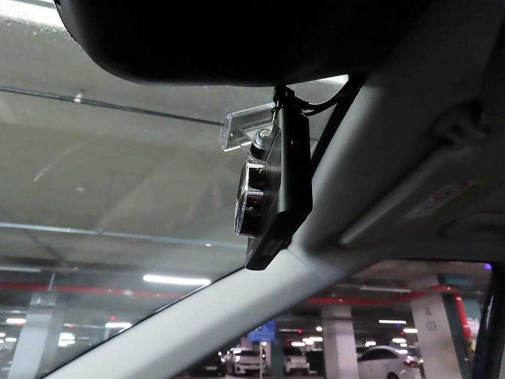 기아 셀토스 가솔린 1.6 터보 4WD 시그니처 이미지 13