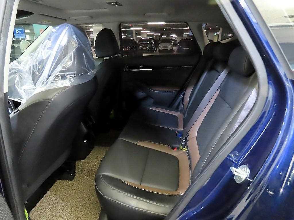 기아 셀토스 가솔린 1.6 터보 4WD 시그니처 이미지 7