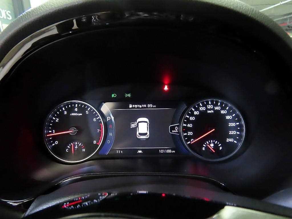기아 셀토스 가솔린 1.6 터보 4WD 시그니처 이미지 9