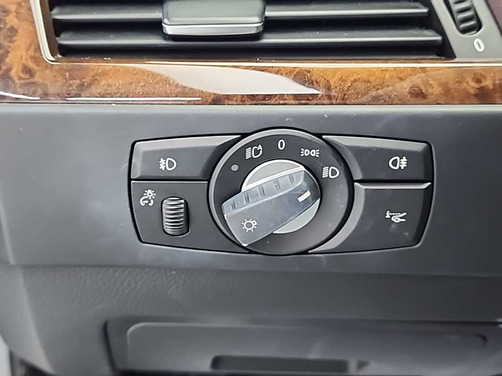 BMW 5시리즈 5시리즈 (E60) 528i 이미지 18