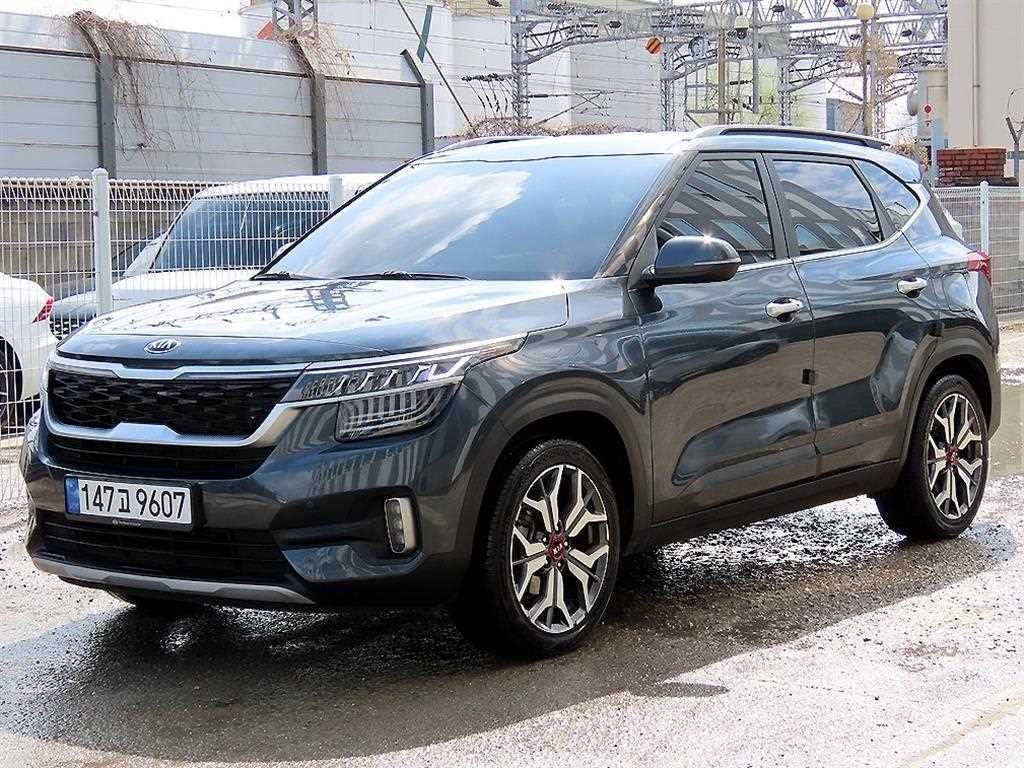 기아 셀토스 디젤 1.6 2WD 시그니처 이미지 2