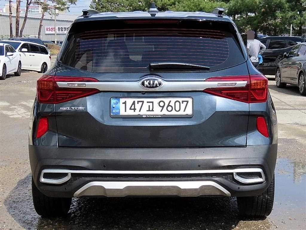기아 셀토스 디젤 1.6 2WD 시그니처 이미지 4