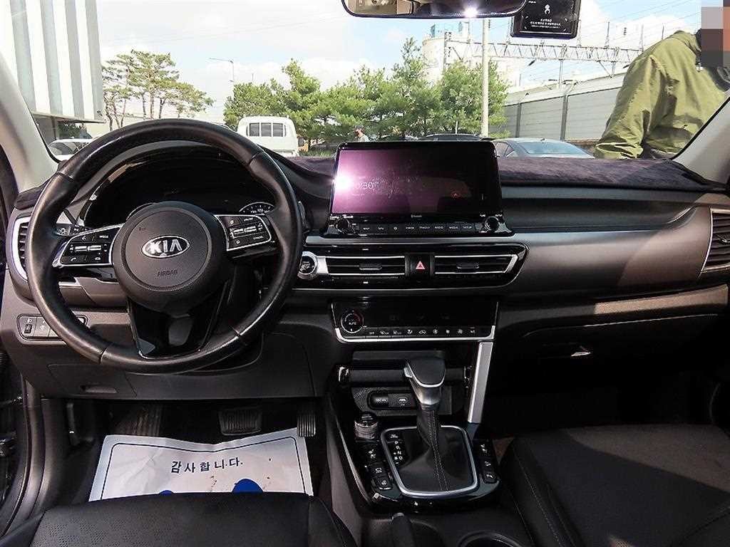 기아 셀토스 디젤 1.6 2WD 시그니처 이미지 7